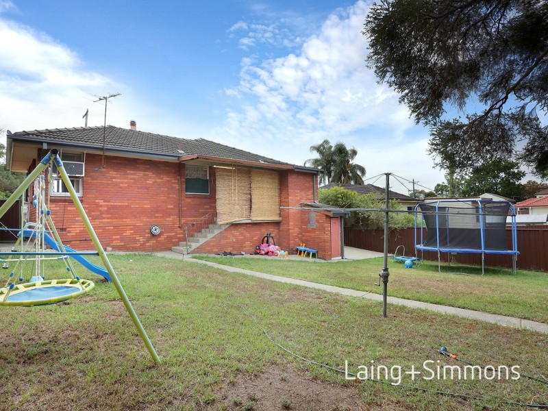 61 Queen Street, Guildford NSW 2161