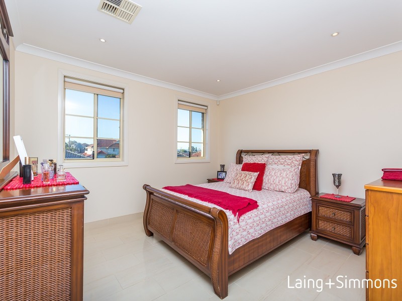11 Linthorne Street, Guildford NSW 2161