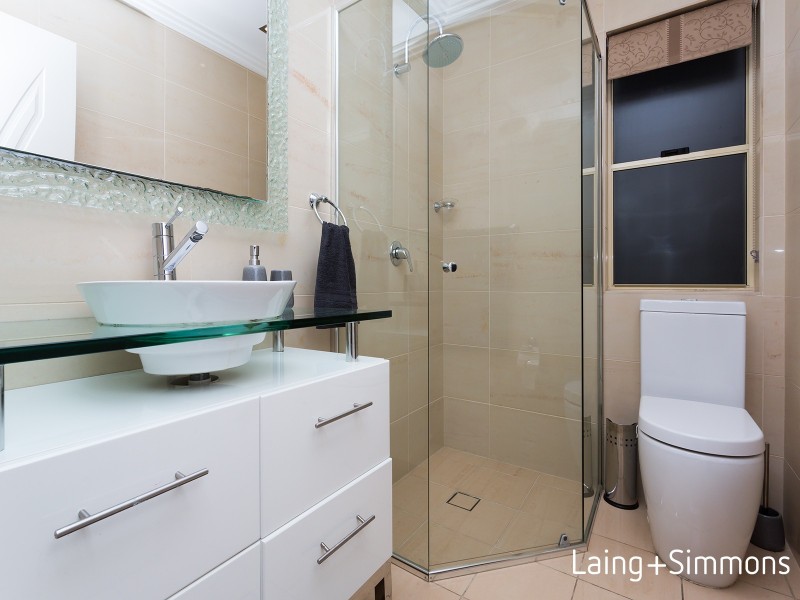 11 Linthorne Street, Guildford NSW 2161