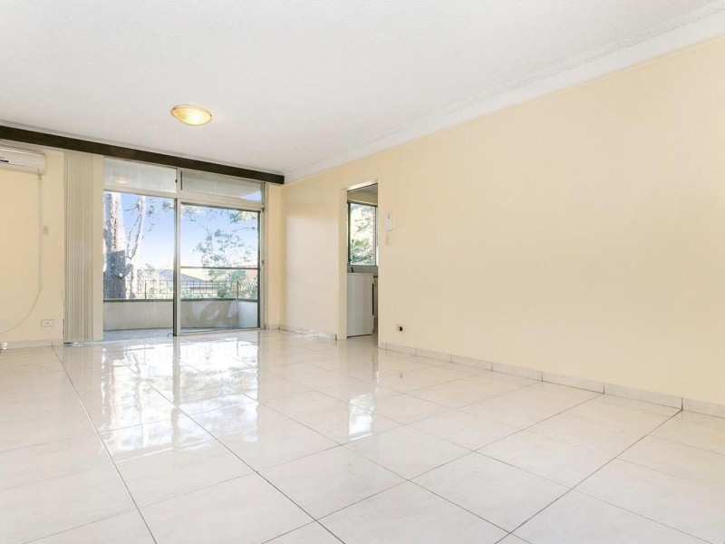 4/11-13 Allen Street, Harris Park NSW 2150
