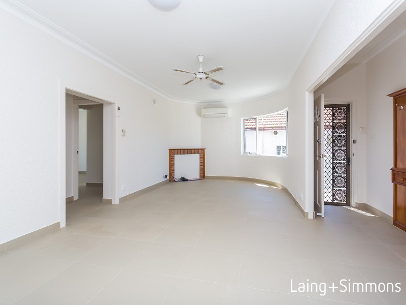 27 Chamberlain Road, Guildford NSW 2161