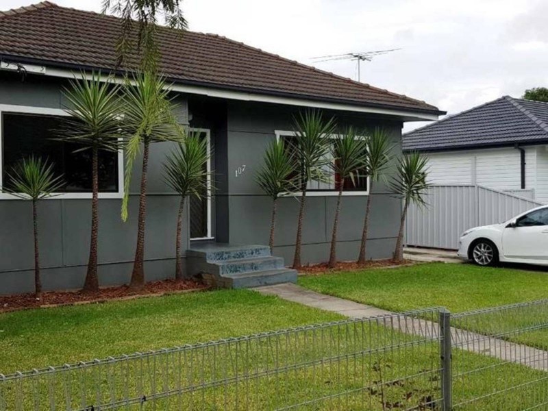 107 Dennistoun Avenue, Guildford NSW 2161