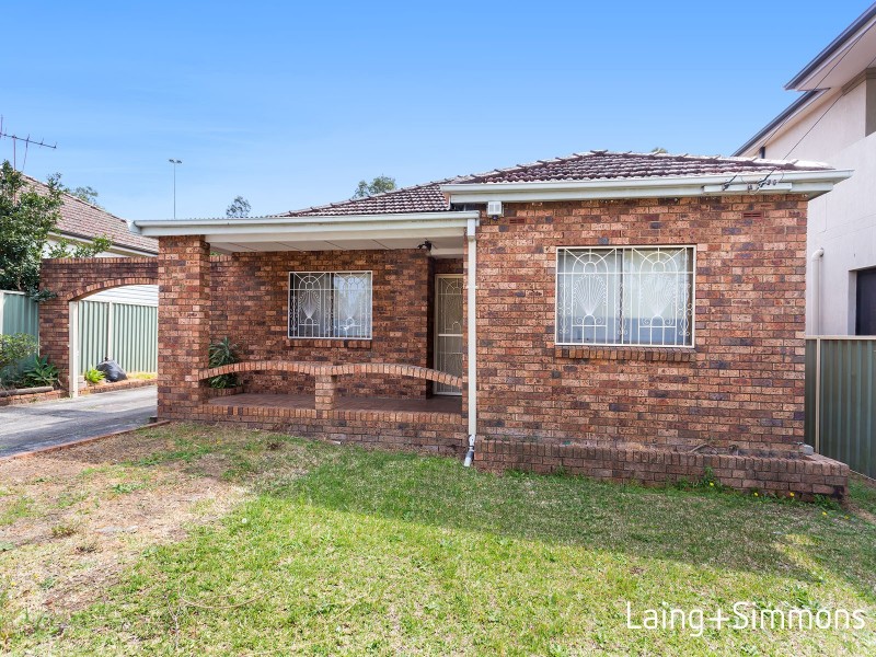 179 Juno Parade, Greenacre NSW 2190