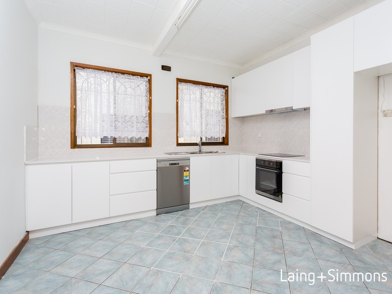 179 Juno Parade, Greenacre NSW 2190