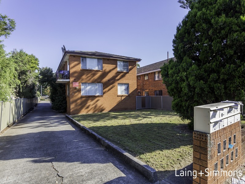 1/25 Military Street, Merrylands NSW 2160