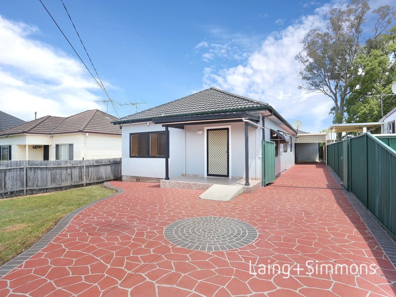 20 Myrtle Street, Granville NSW 2142