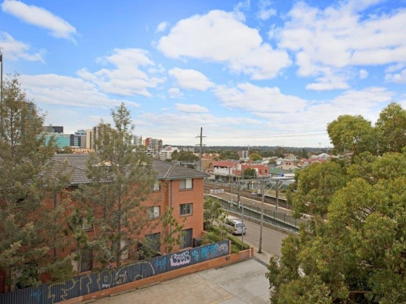 5/21 Station Street, Harris Park NSW 2150