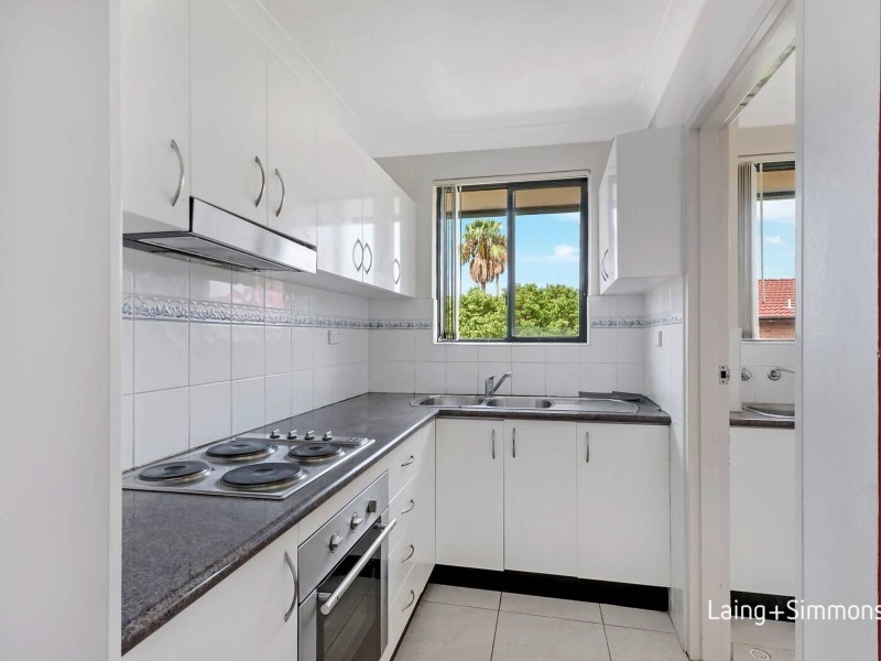 4/2 Calliope Street, Guildford NSW 2161