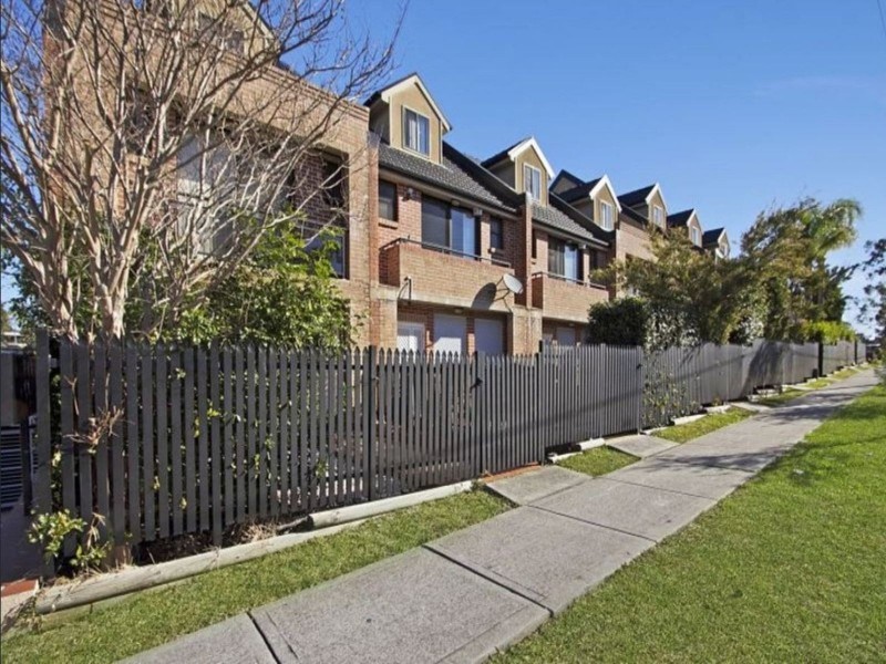 3/24-28 Cleone Street, Guildford NSW 2161