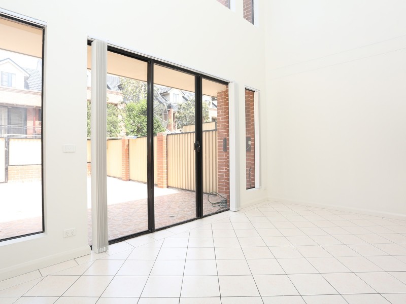 3/24-28 Cleone Street, Guildford NSW 2161