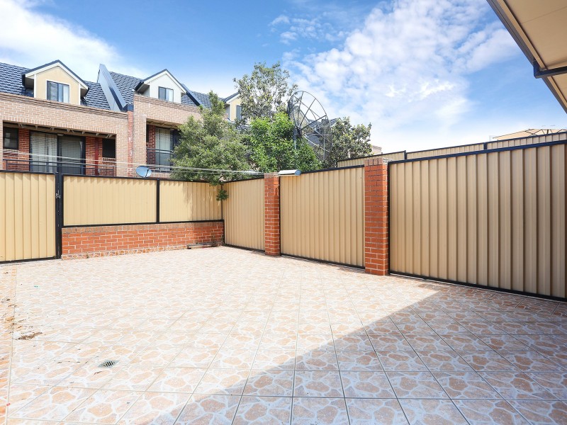 3/24-28 Cleone Street, Guildford NSW 2161