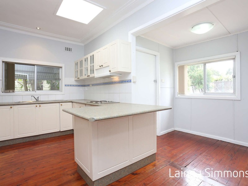 19 Wisdom Street, Guildford NSW 2161