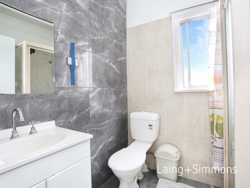 17 Railway Street, Guildford NSW 2161