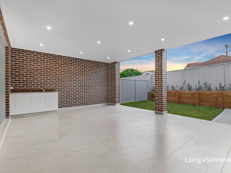 15 Leigh Street, Merrylands NSW 2160