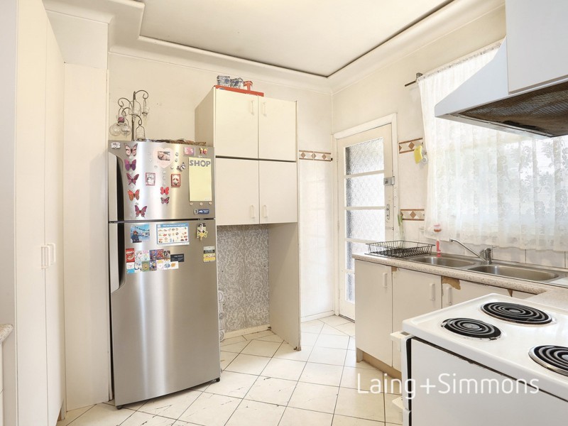 61 Queen Street, Guildford NSW 2161