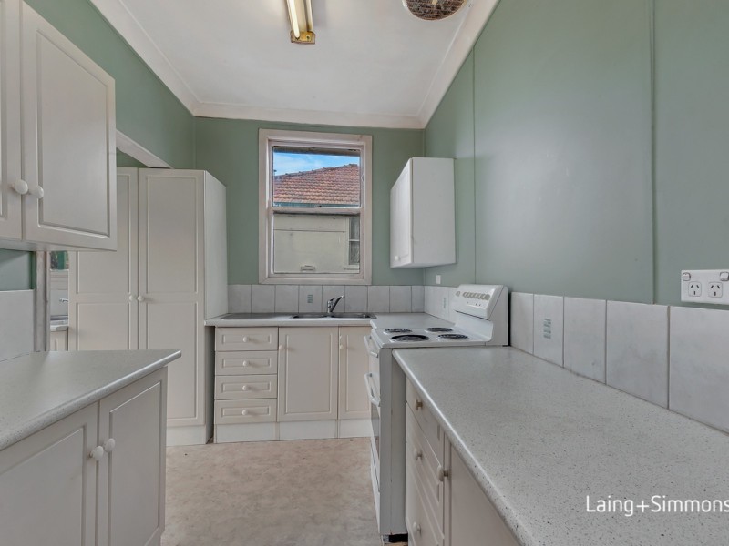 137 Robertson Street, Guildford NSW 2161