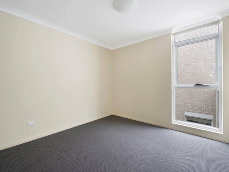 12/21 Station Street, Harris Park NSW 2150