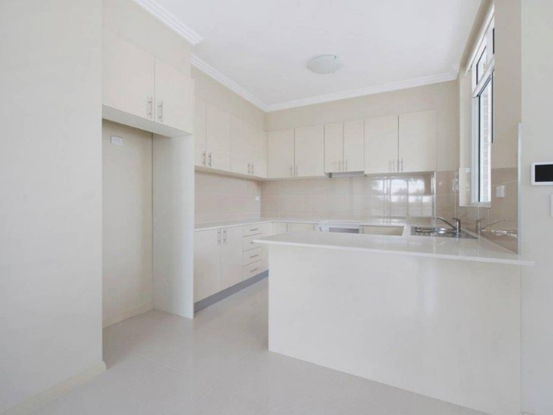 12/21 Station Street, Harris Park NSW 2150