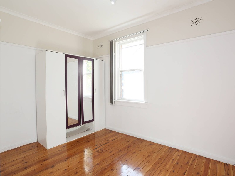 18 Gladys Crescent, Seven Hills NSW 2147