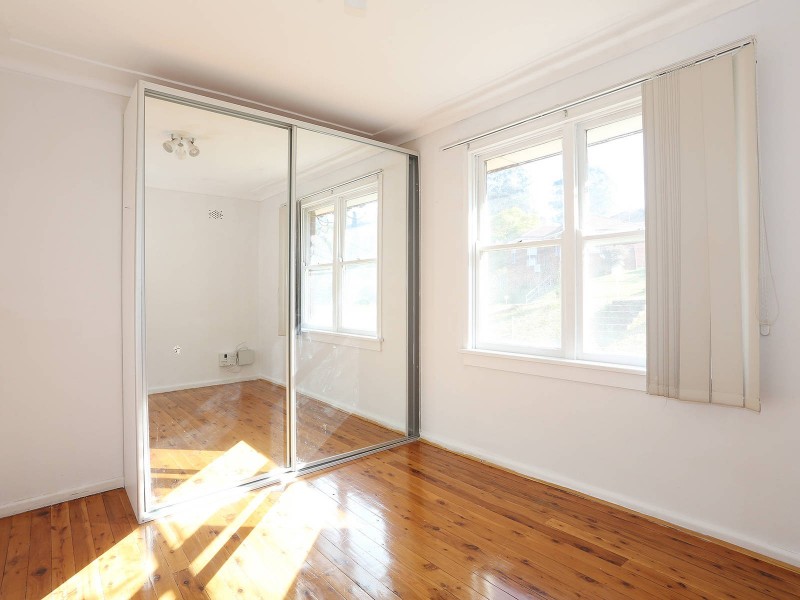 18 Gladys Crescent, Seven Hills NSW 2147