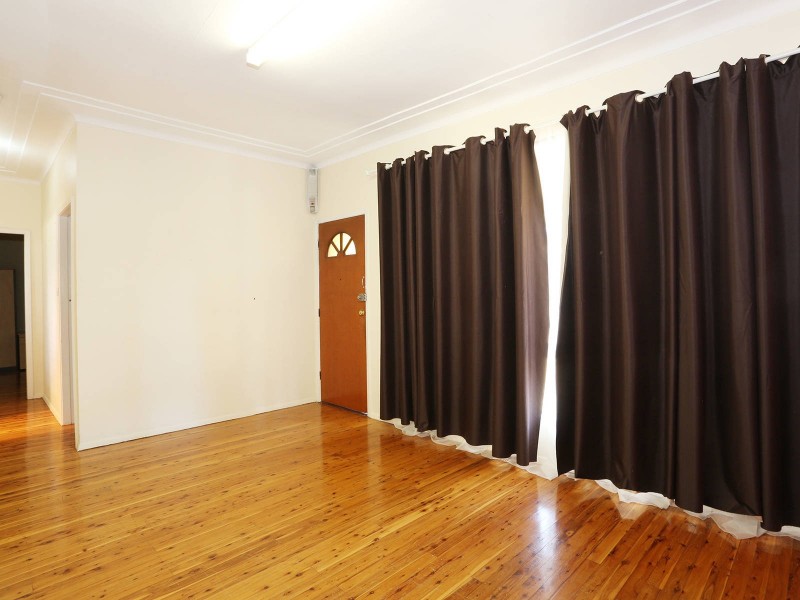 27 Damien Avenue, Greystanes NSW 2145