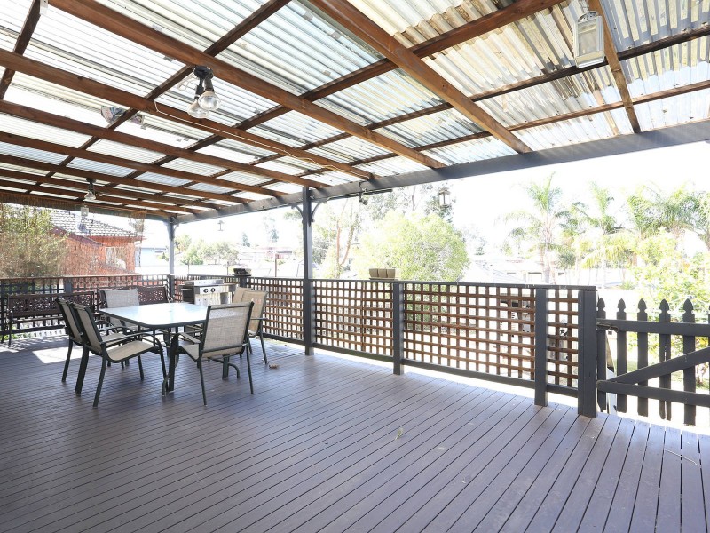 27 Damien Avenue, Greystanes NSW 2145