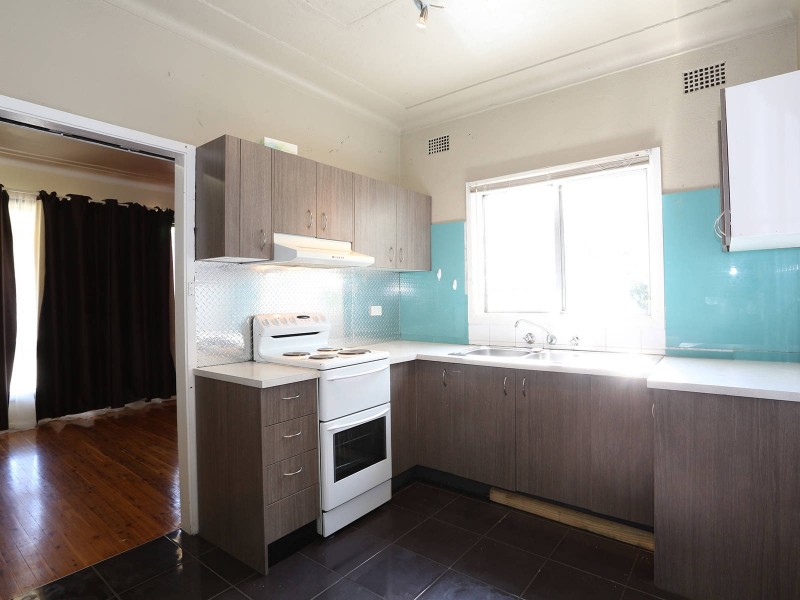 27 Damien Avenue, Greystanes NSW 2145