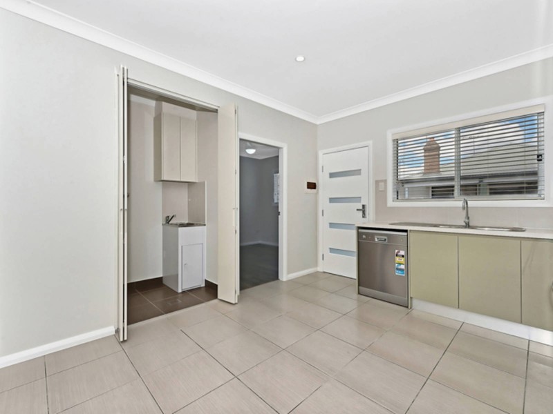 19a Queen Street, Granville NSW 2142