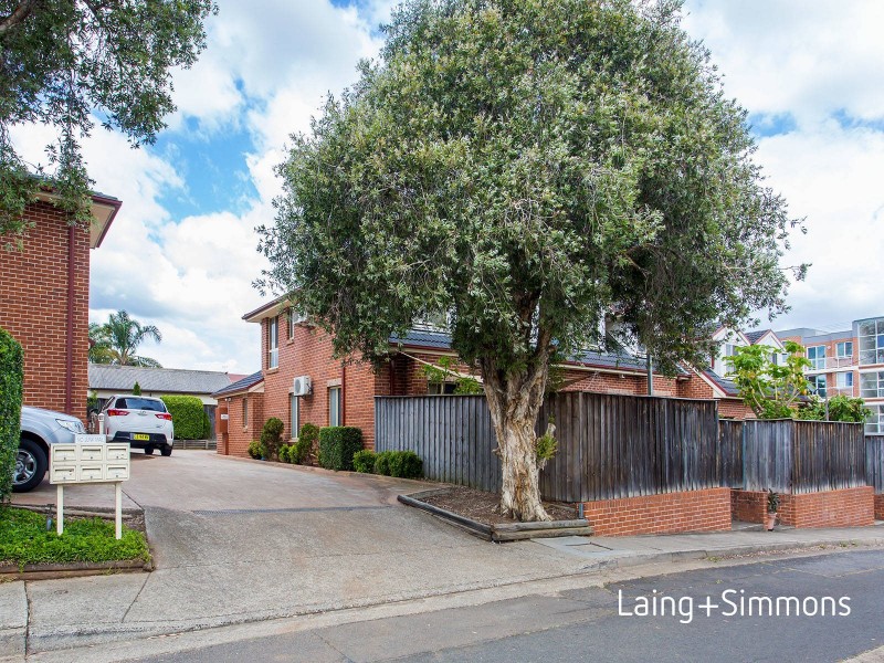 4/511 Woodville Road (enter through Lough Avenue & Lough Lane), Guildford NSW 2161