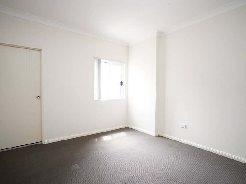 1/24 Smythe Street, Merrylands NSW 2160