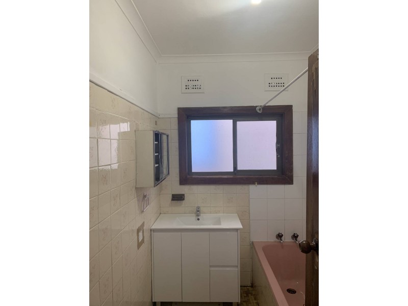 208  Cumberland Road, Auburn NSW 2144