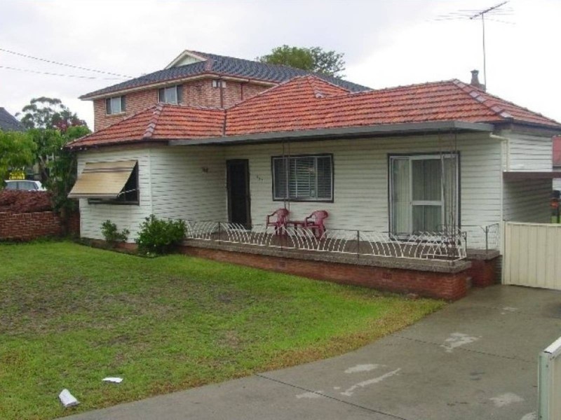360 Woodville Road, Guildford NSW 2161