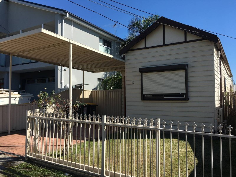 12 Yillowra Street, Auburn NSW 2144