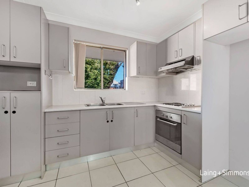 15/11 Louis Street, Granville NSW 2142
