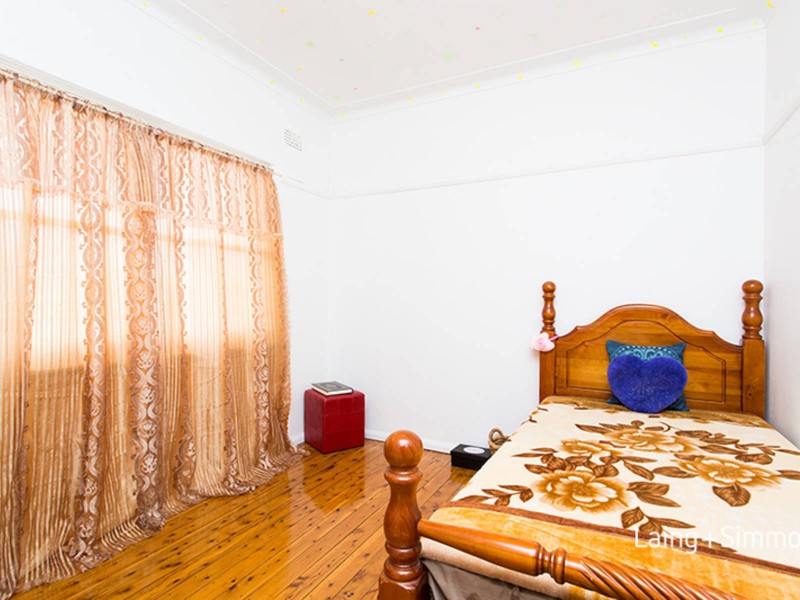 8/12 Dellwood Street, Granville NSW 2142