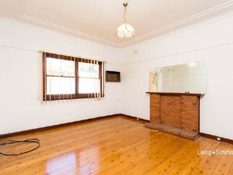 51 Gordon Road, Auburn NSW 2144