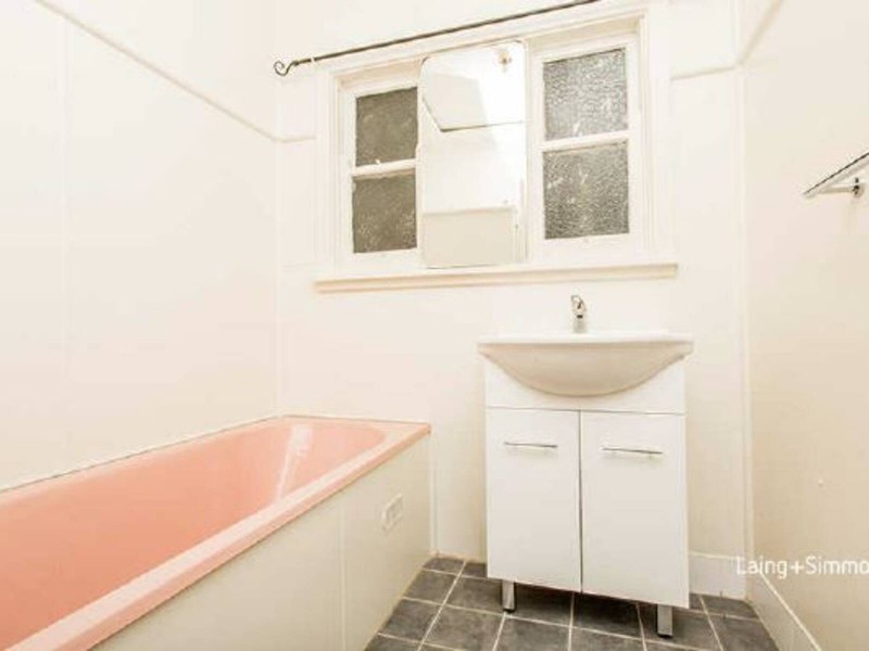 51 Gordon Road, Auburn NSW 2144