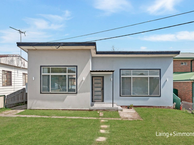 10 Waratah Street, Guildford NSW 2161