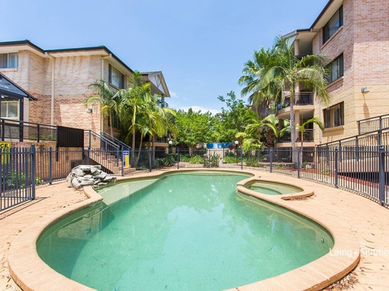 18/27-33 Addlestone Road, Merrylands NSW 2160