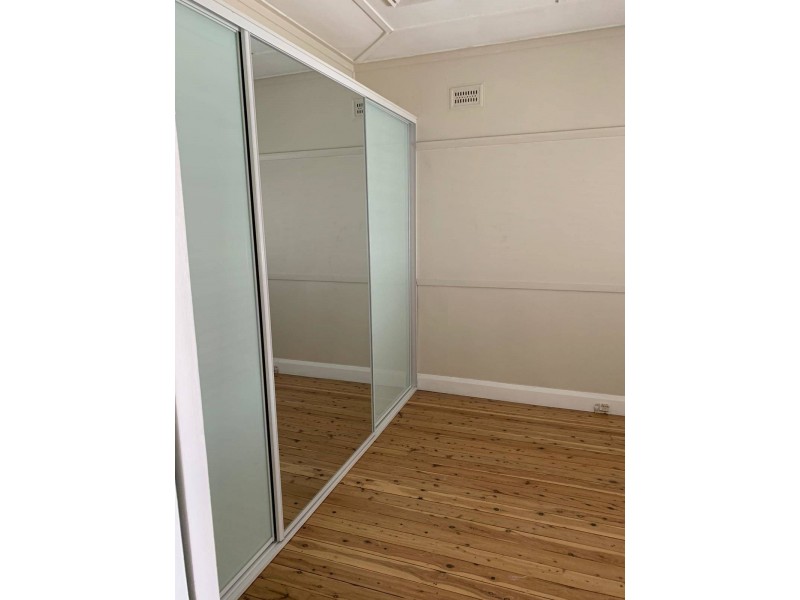 300 Woodville Road, Guildford NSW 2161