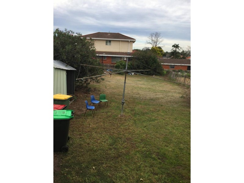 300 Woodville Road, Guildford NSW 2161