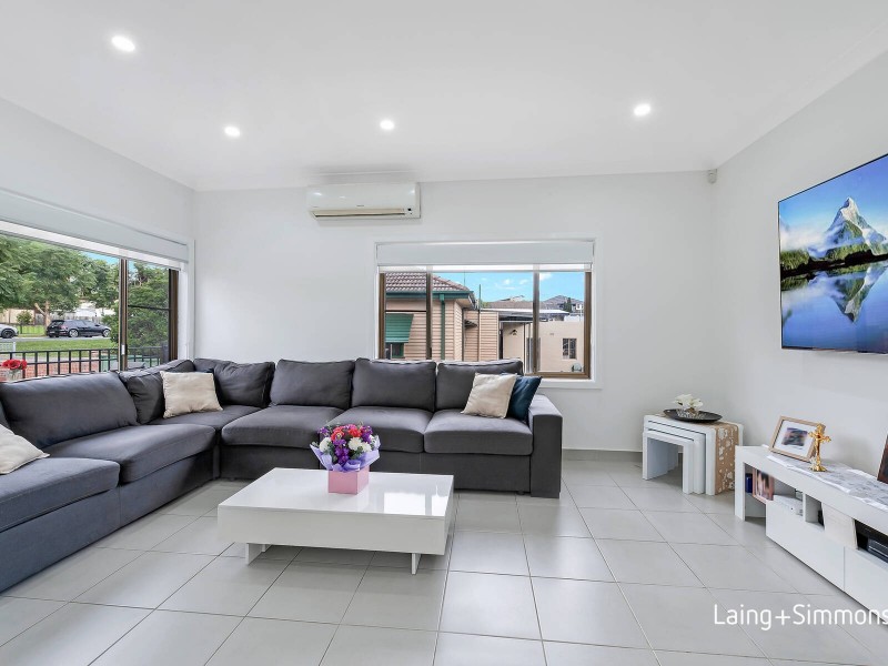 35 Princes Street, Guildford NSW 2161