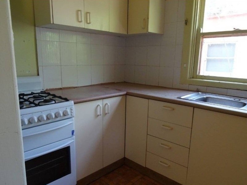 5  Centenary Road, Merrylands West NSW 2160