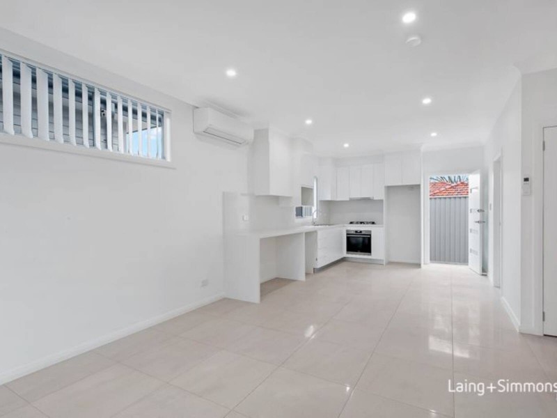 61a Milner Rd, Guildford NSW 2161