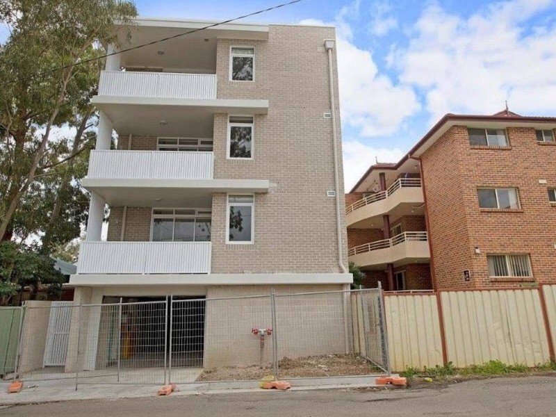 10/21 Station Street, Harris Park NSW 2150