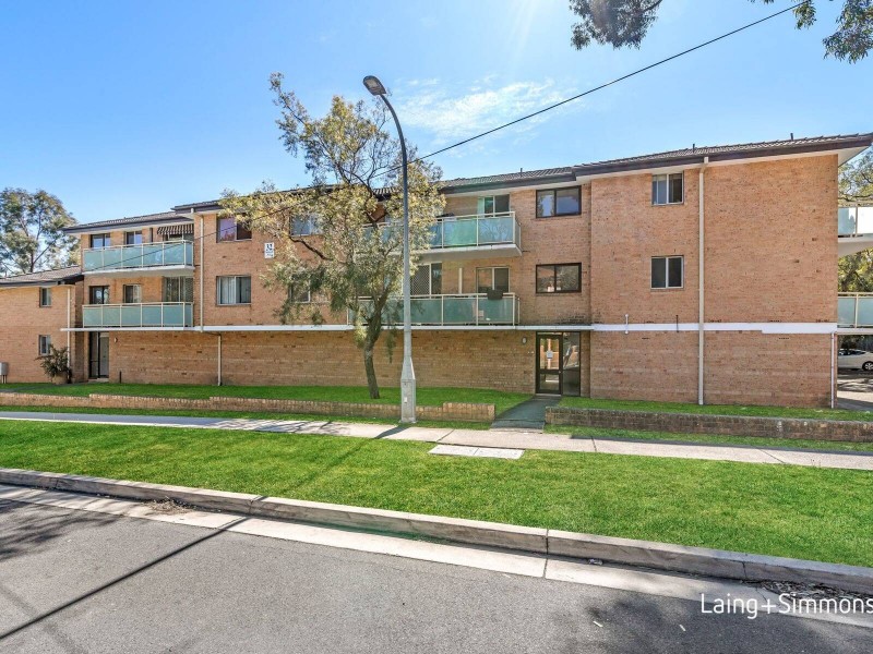 9/32 Sherwood Road, Merrylands NSW 2160