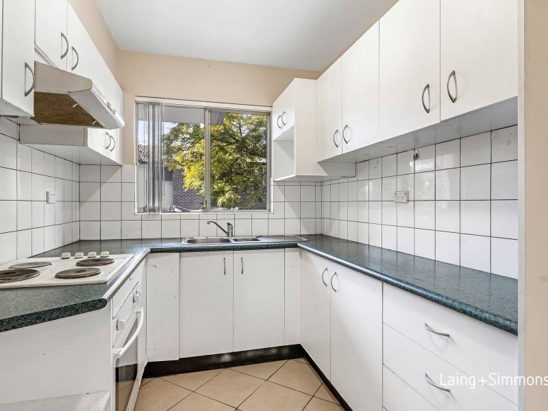 9/32 Sherwood Road, Merrylands NSW 2160