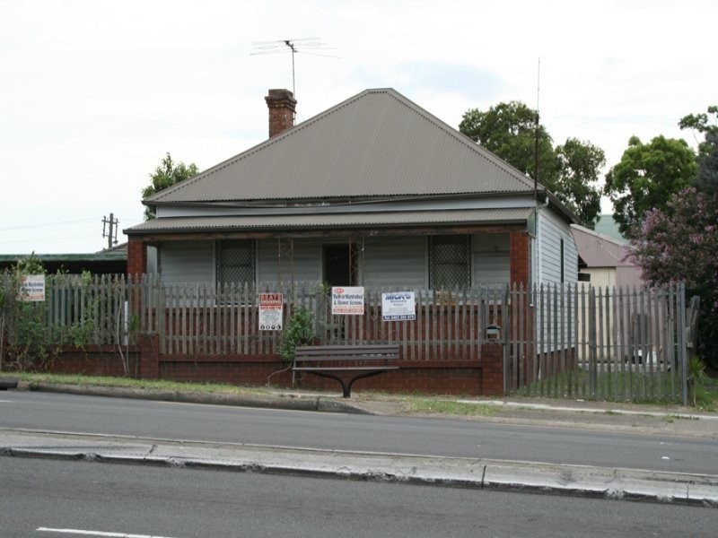 84 Woodville Road, Granville NSW 2142