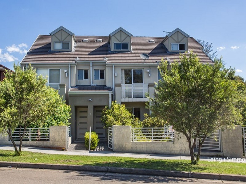 2/8 Carhullen Street, Merrylands NSW 2160