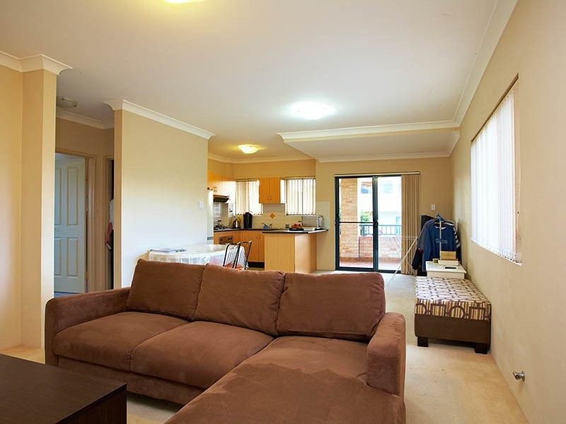 3/7 Cross Street, Guildford NSW 2161